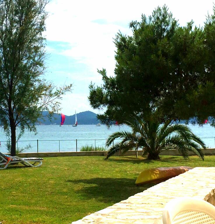 Villa Kaya Sukošan Exterior foto