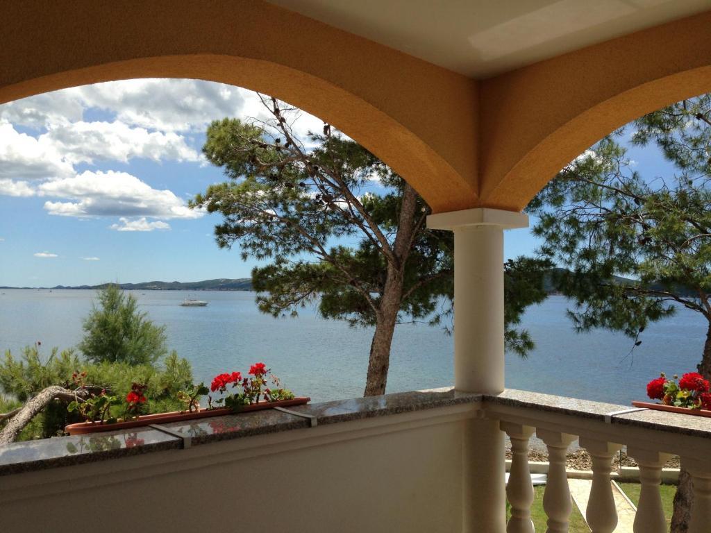 Villa Kaya Sukošan Exterior foto